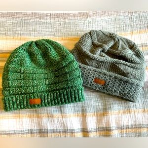2 Alaska Beanies